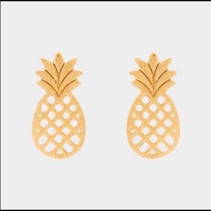 Dainty Gold Pineapple Stud Earrings
